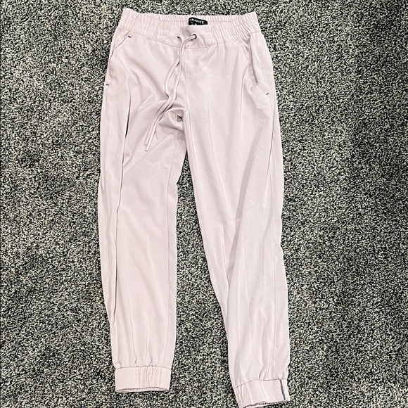 DYNAMITE Magnetic Hem Light Pink Jogger Pants Size Small Stretch Relaxed - Picture 2 of 4
